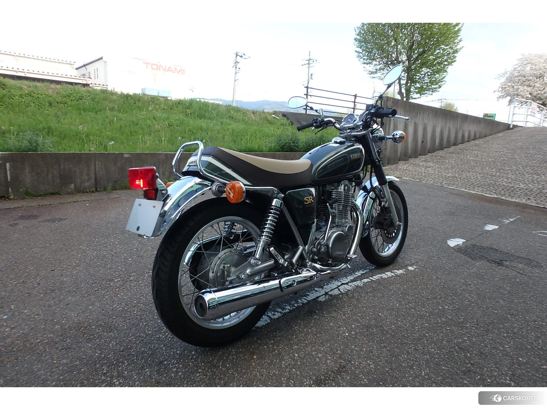Проданный Yamaha SR 400 id 4236911 из Японии, фото 7