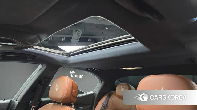 Maserati Ghibli id 4232518 из Кореи 7