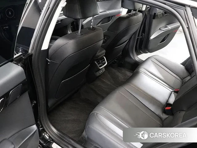 Hyundai Grandeur (GN7) id 3353769 из Кореи 7