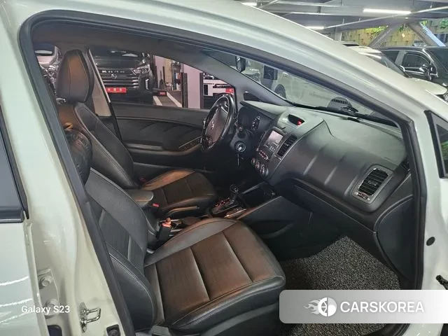 Kia The New K3 id 3399259 из Кореи 7