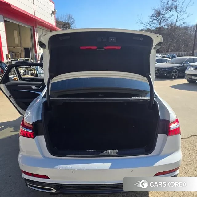 Audi A6 (C8) id 3635565 из Кореи 7