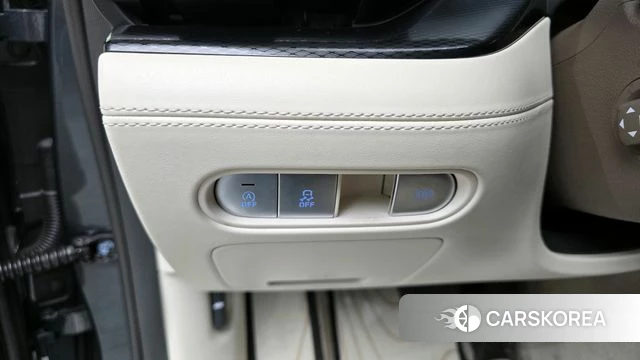 Genesis G90 (RS4) id 3910306 из Кореи 7