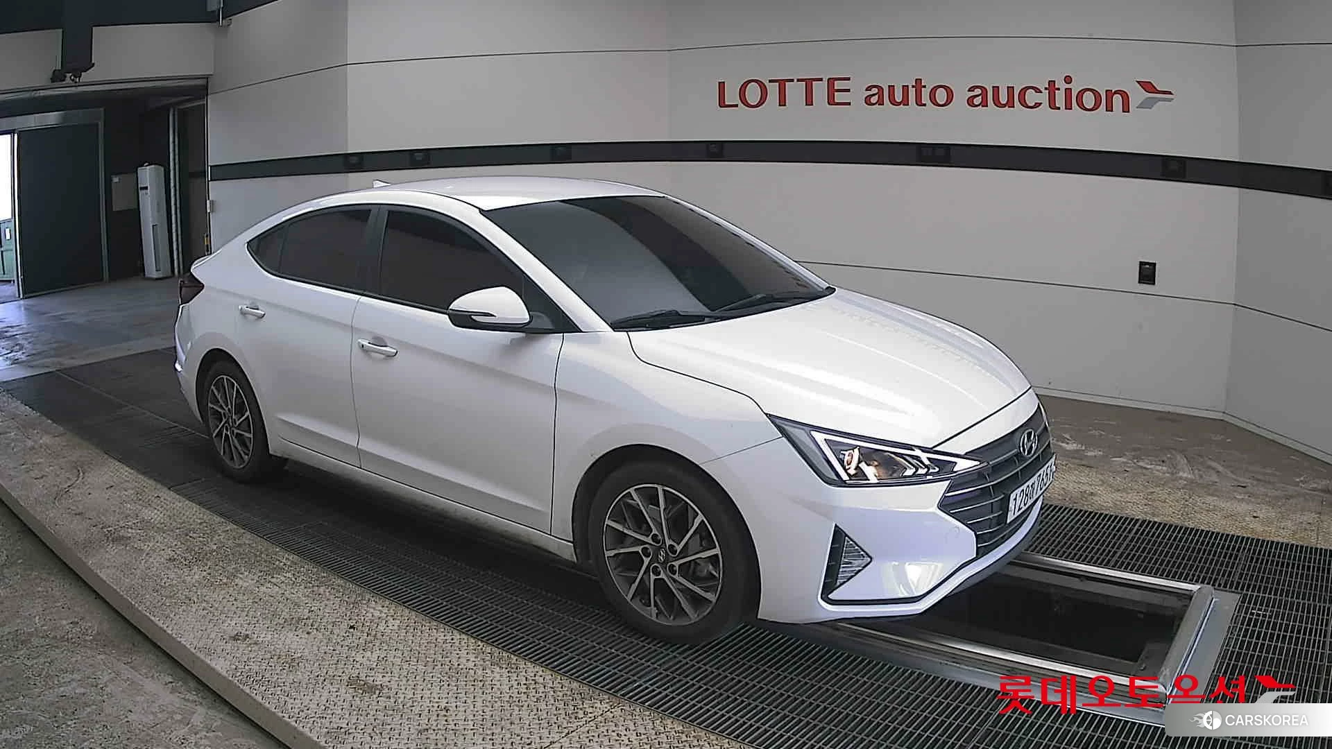 Hyundai Avante id 3882049 из Кореи 7