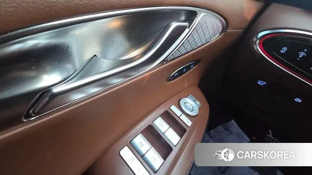 Genesis GV70 id 3654211 из Кореи 7