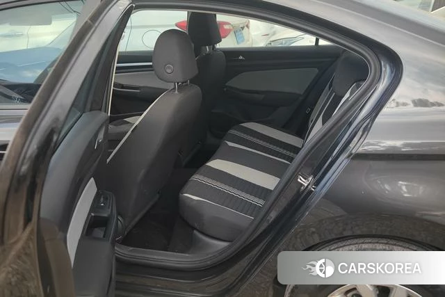 Volkswagen Bora id 4336354 из Китая 7