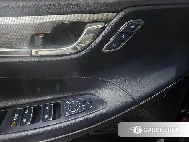 Hyundai The New Grandeur IG Hybrid id 3626360 из Кореи 7