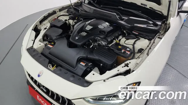 Maserati Ghibli id 2681110 из Кореи 7