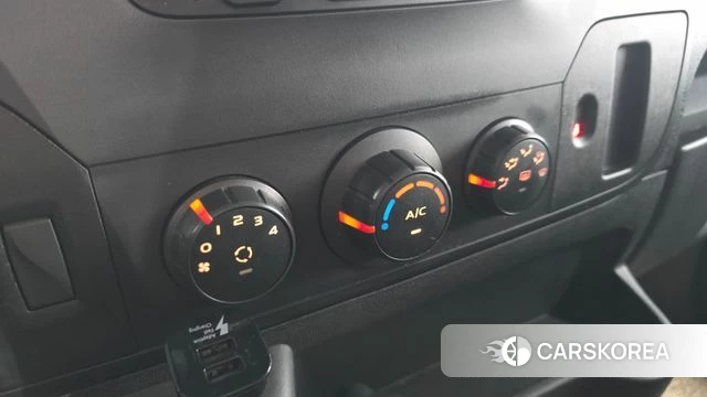 Renault Korea (Samsung) Master id 4849829 из Кореи 7