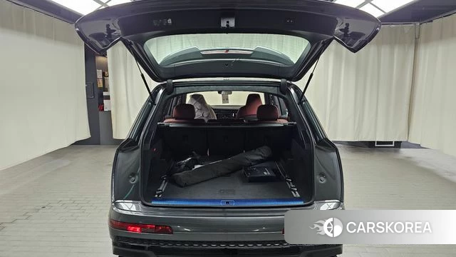 Audi SQ7 (4M) id 4374848 из Кореи 7