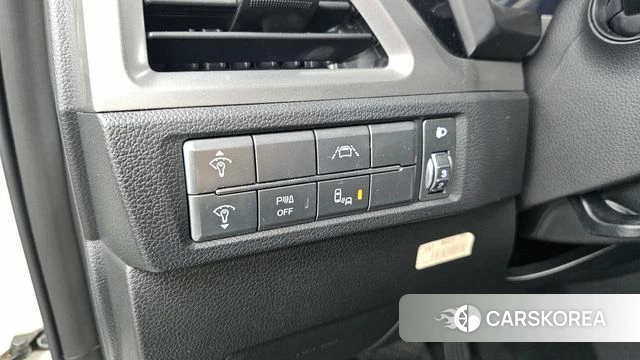 Ssangyong Beautiful Korando id 4433354 из Кореи 7