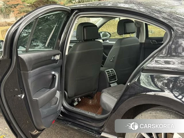 Volkswagen Magotan id 4278532 из Китая 7