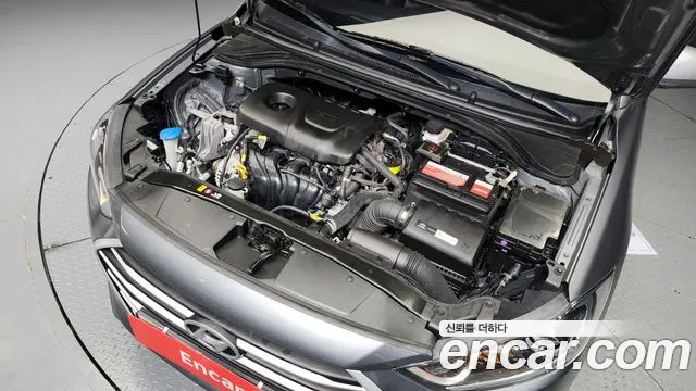 Hyundai Avante AD id 2565178 из Кореи 7