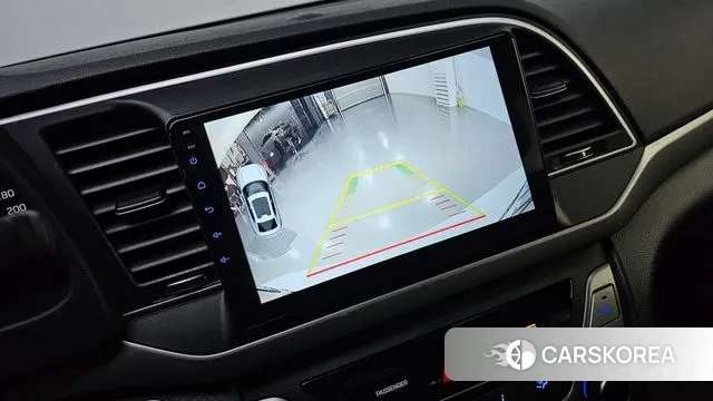 Hyundai Avante AD id 3386337 из Кореи 7