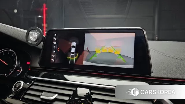 BMW 5 Series (G30) id 3742623 из Кореи 7