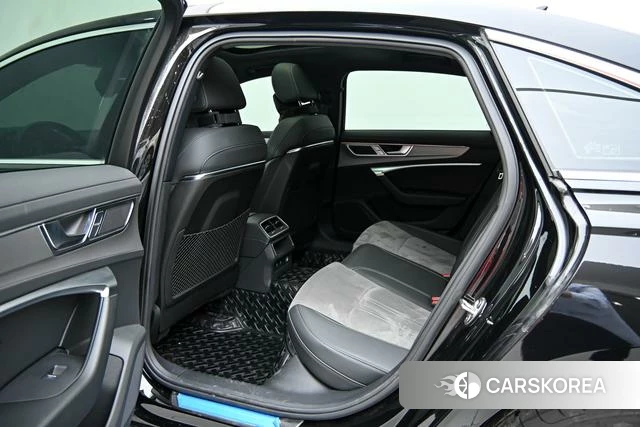 Audi A6L id 4210559 из Китая 7