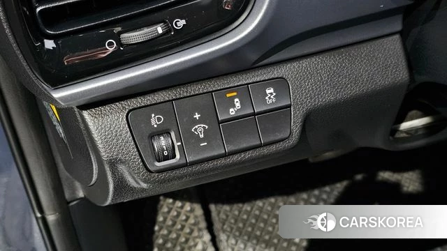 Kia Stonic id 4294975 из Кореи 7