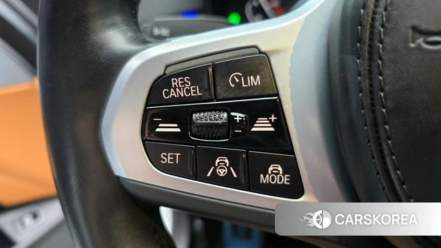 BMW 5 Series (G30) id 4592051 из Кореи 7