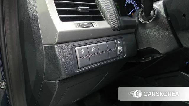 Ssangyong Rexton Sports Cannes id 3853407 из Кореи 7