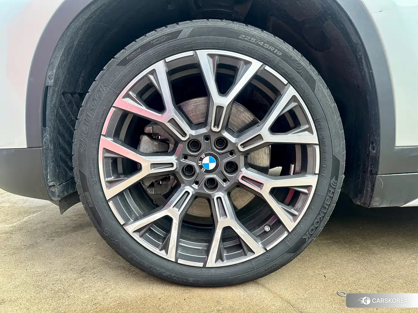 BMW X1 id 4577790 из Китая 7