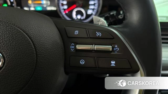Hyundai The New Grandeur IG Hybrid id 4632158 из Кореи 7