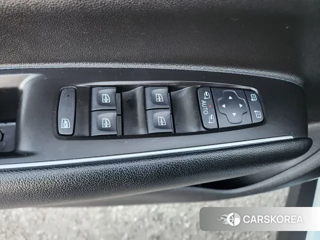 Renault Korea (Samsung) The New QM6 id 3615460 из Кореи 7