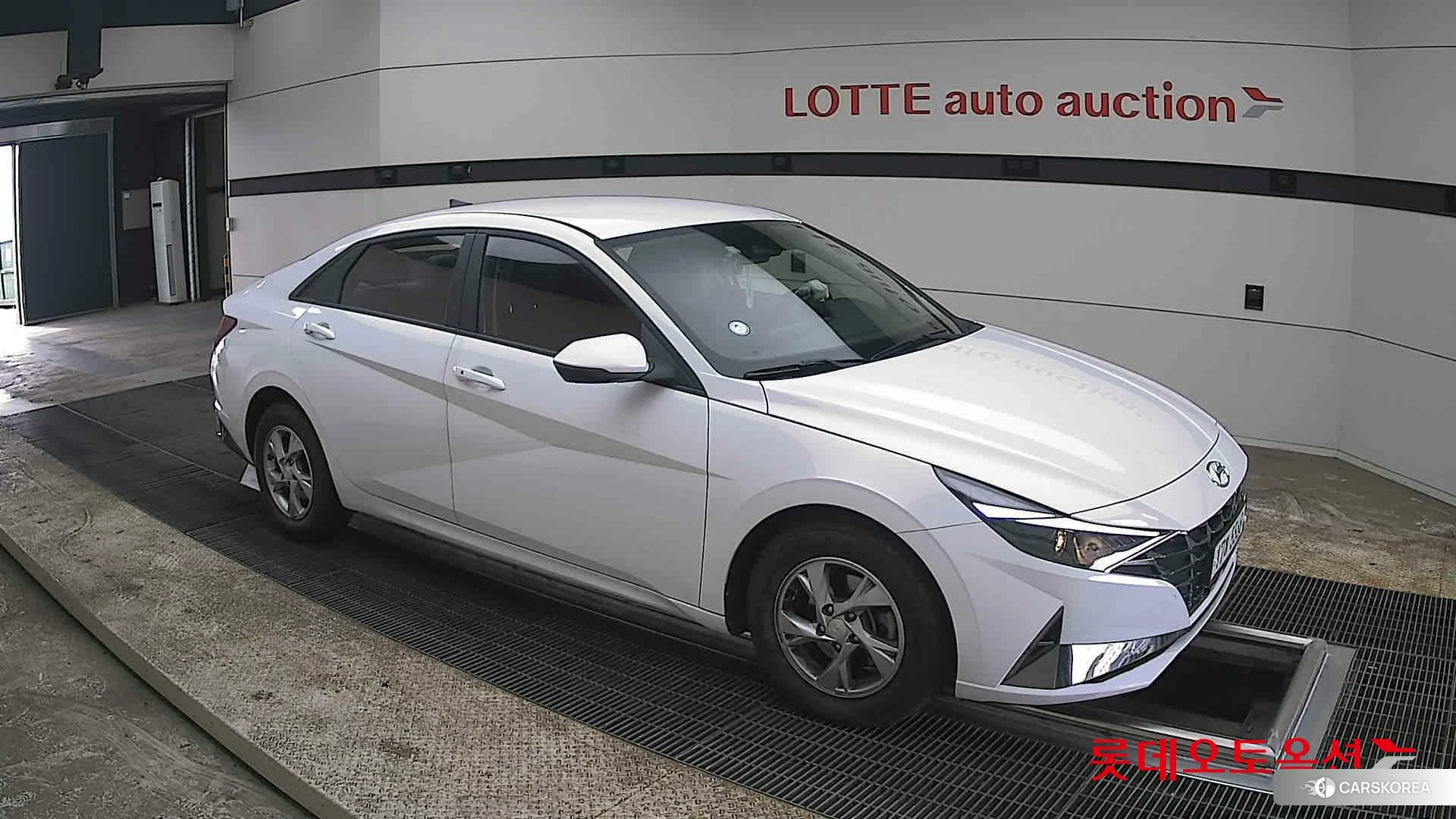 Hyundai Avante id 3875696 из Кореи 7