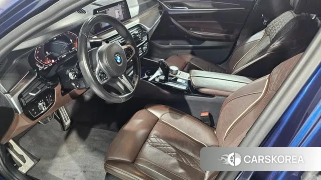 BMW 5 Series (G30) id 3235892 из Кореи 7