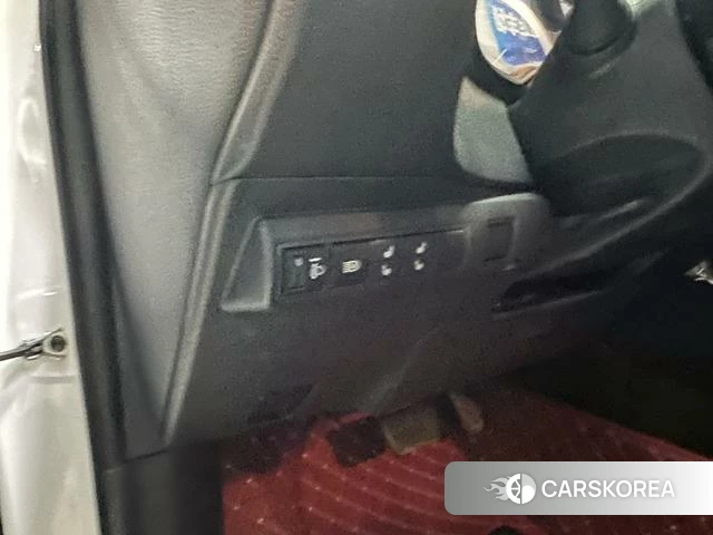 Toyota Corolla id 4275907 из Китая 7