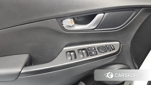 Hyundai The New Kona id 3509115 из Кореи 7