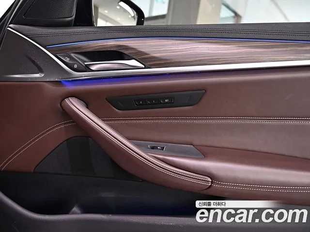 BMW 5 Series (G30) id 2876804 из Кореи 7