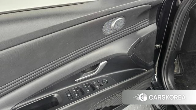 Hyundai Avante (CN7) id 3936135 из Кореи 7