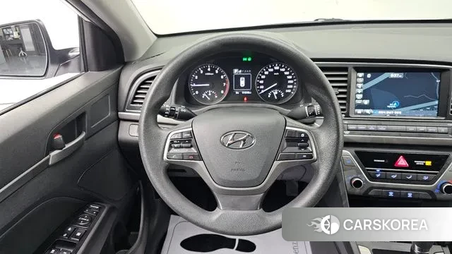 Hyundai Avante AD id 3723818 из Кореи 7