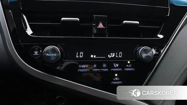 Toyota Camry (XV70) id 3512201 из Кореи 7