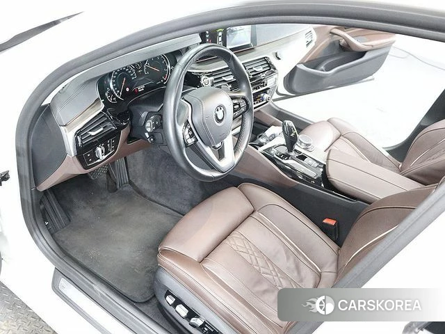 BMW 5 Series (G30) id 4397867 из Кореи 7