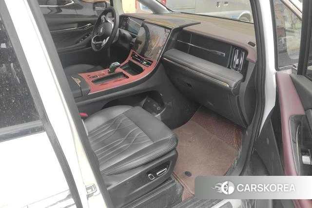 GAC Trumpchi Trumpchi M8 id 3957856 из Китая 7