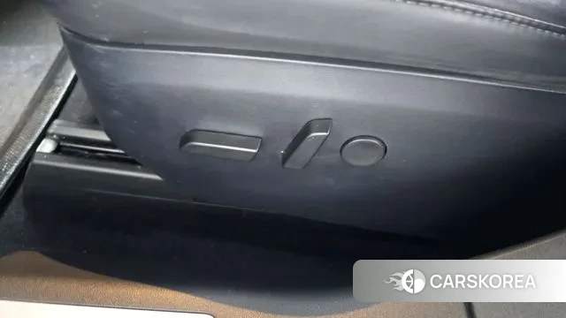 Tesla Model S id 3562623 из Кореи 7