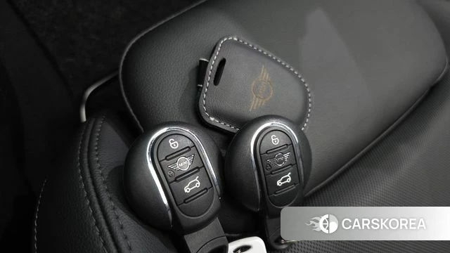 Mini Cooper S id 4754699 из Кореи 7