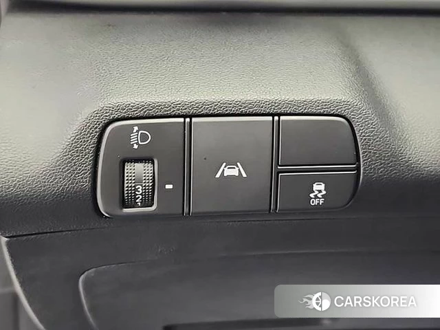 Hyundai Avante (CN7) id 4212017 из Кореи 7