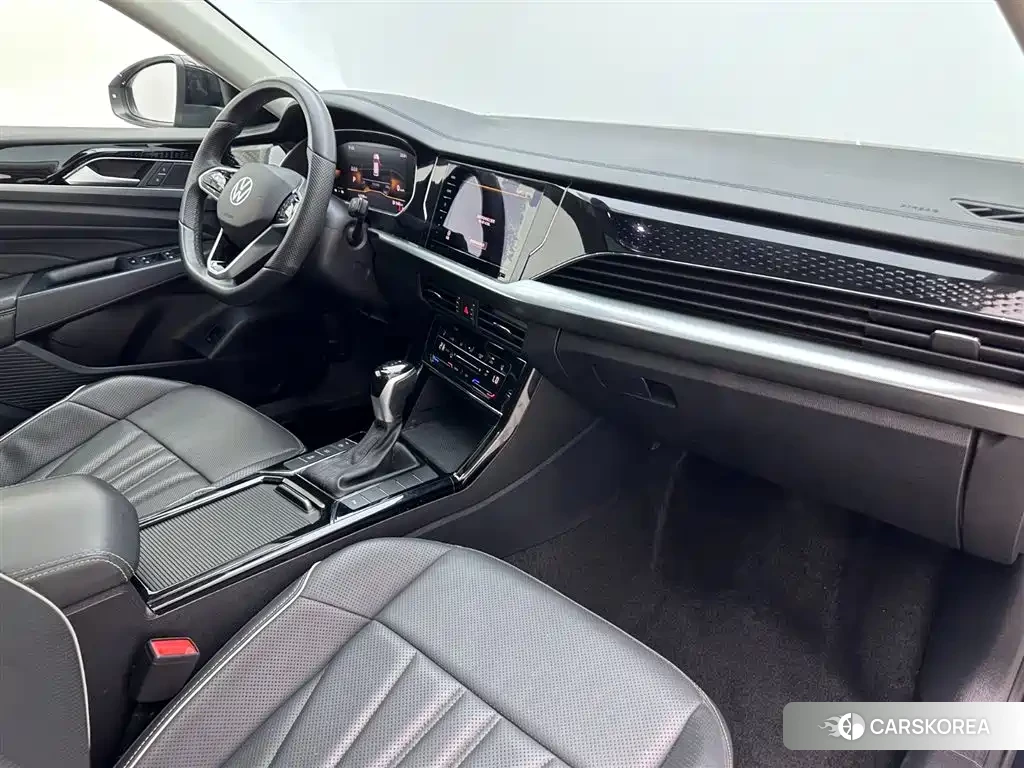 Volkswagen Passat id 4514121 из Китая 7