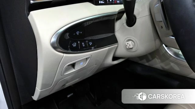 Genesis GV70 id 3841365 из Кореи 7