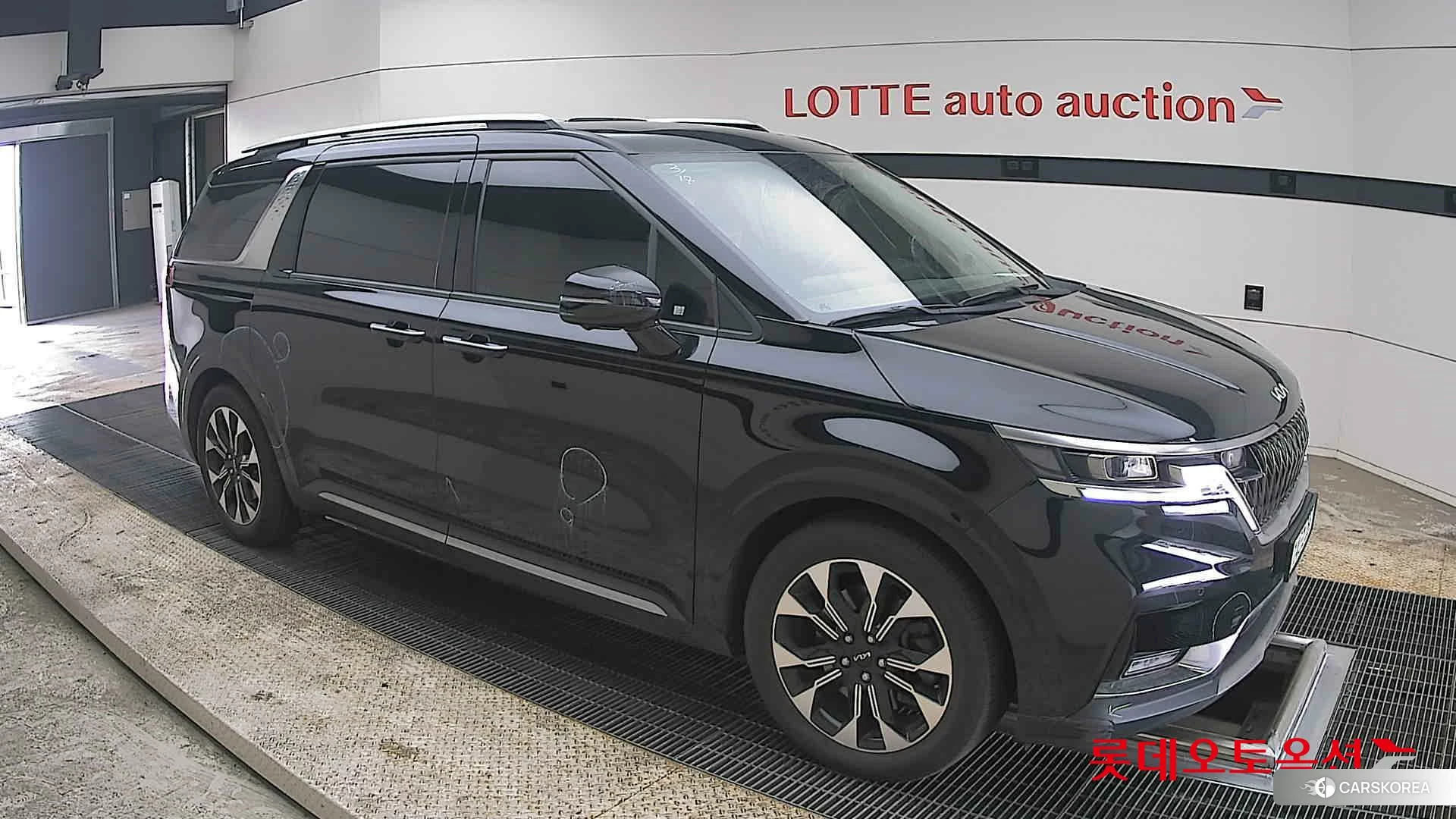 Kia Carnival id 3888430 из Кореи 7