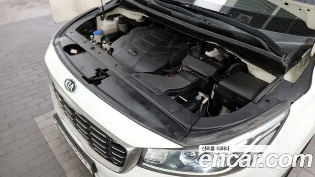 Kia The New Carnival id 2600370 из Кореи 7