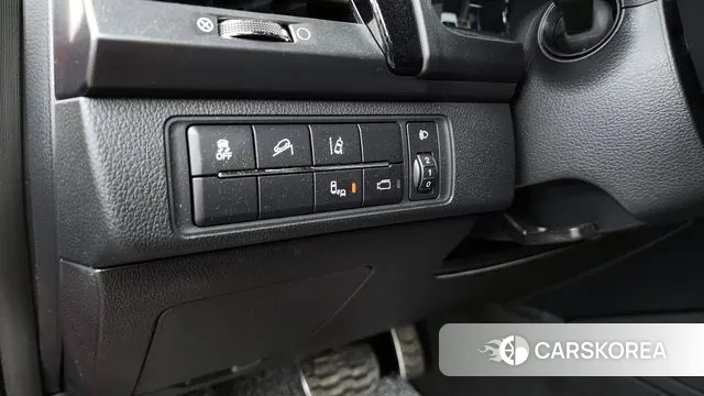 Ssangyong The New Rexton Sports Cannes id 3028032 из Кореи 7