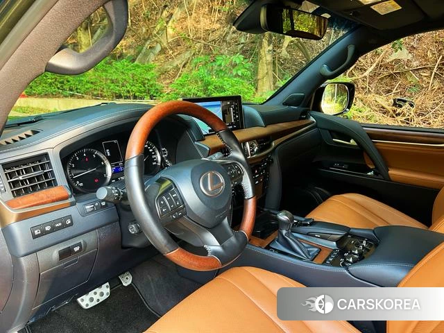 Lexus LX id 4274414 из Китая 7