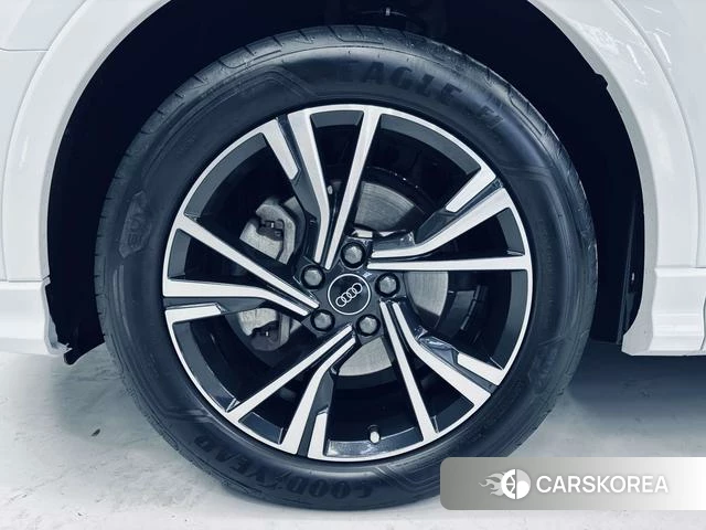 Audi Q3 Sportback id 4261714 из Китая 7