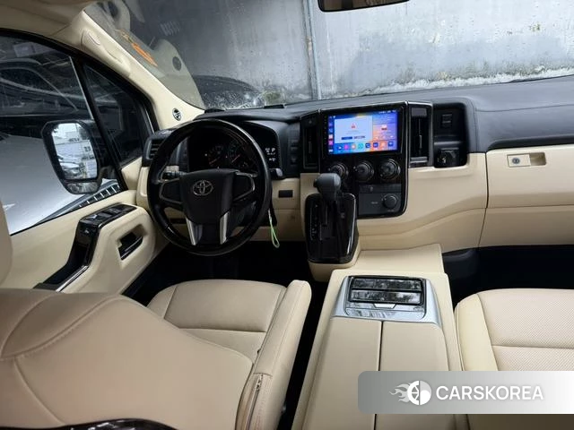 Toyota Hiace id 4358953 из Китая 7