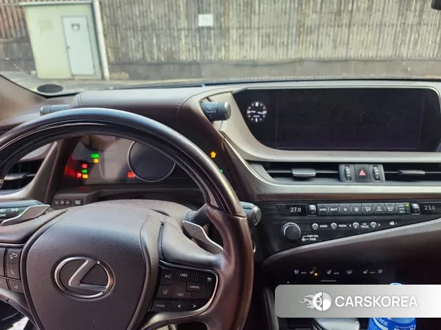 Lexus ES300h 7th generation id 3593152 из Кореи 7