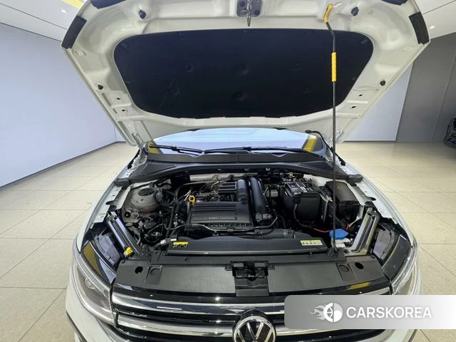Volkswagen Bora id 4256947 из Китая 7