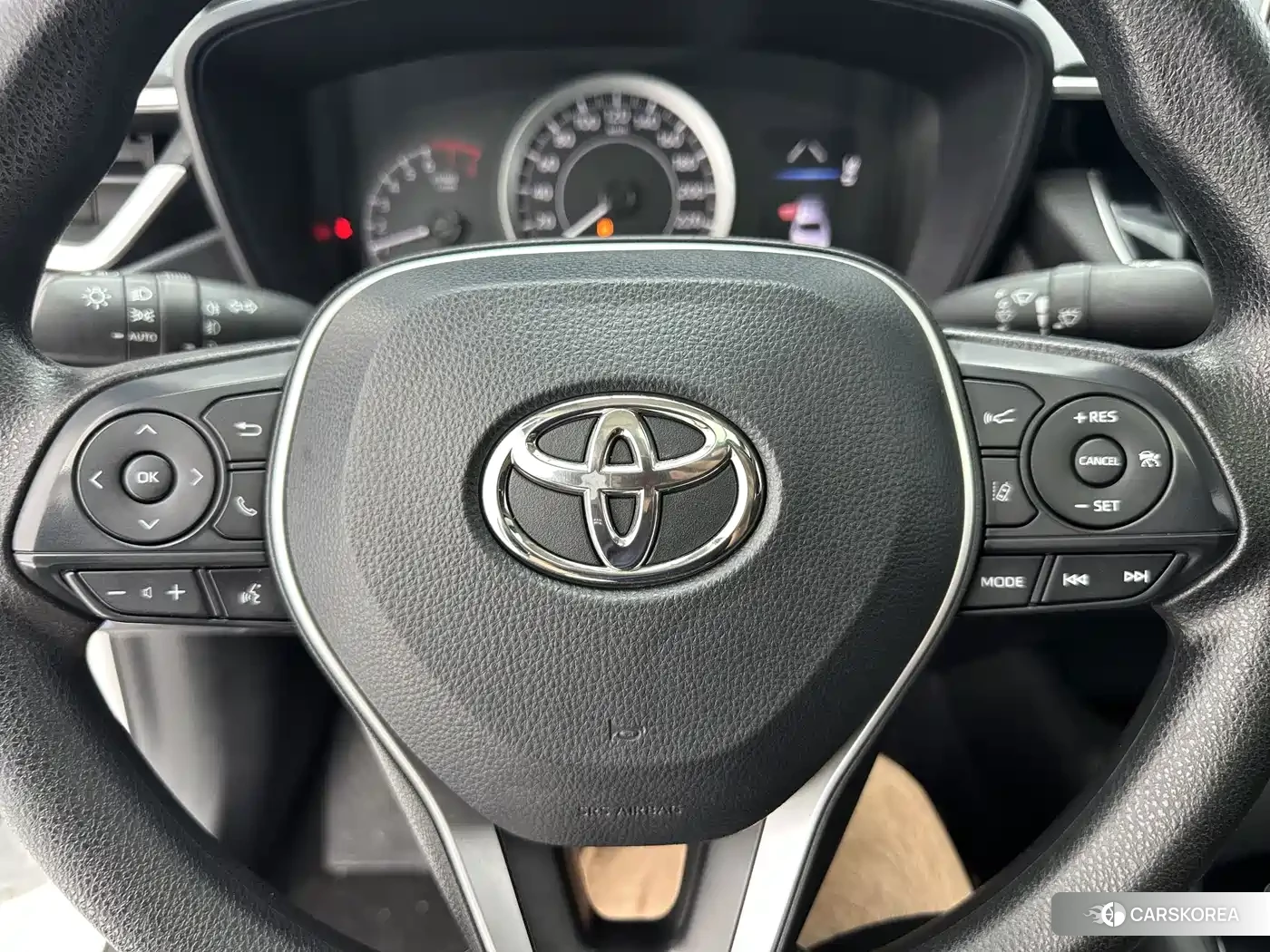 Toyota Corolla id 4669229 из Китая 7