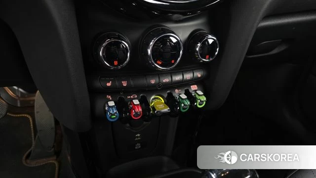 Mini Cooper Electric id 4540703 из Кореи 7